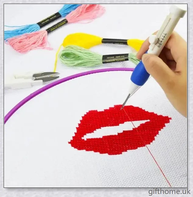 A DIY magic embroidery pen with 4 punch needles, designed for easy and versatile embroidery projects.