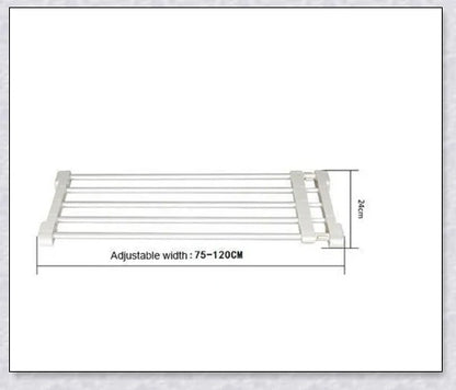 Retractable baby and pet safety gate with adjustable width and sturdy metal frame for childproofing and petproofing UK homes