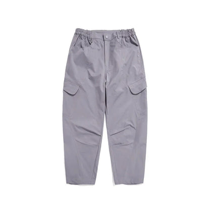 Men's leisure cargo trousers in various colours made from a durable chemical fiber blend fabric