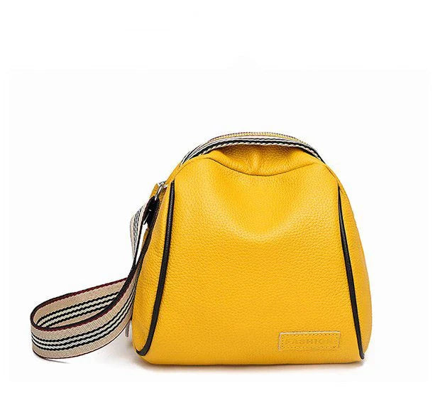 Premium cowhide one-shoulder messenger bag in classic colours for versatile daily use