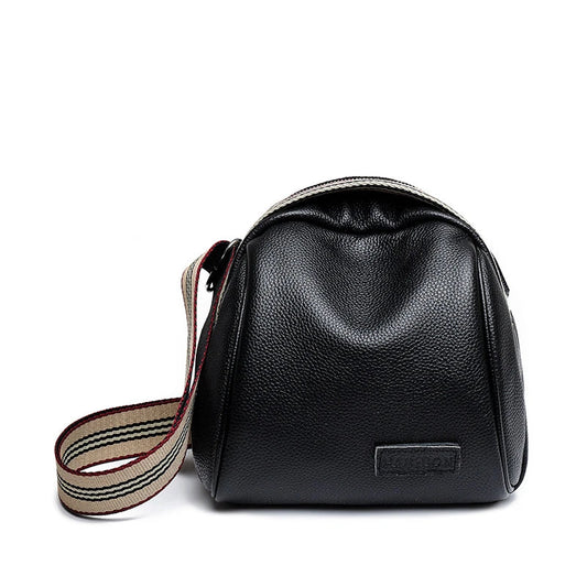 Premium cowhide one-shoulder messenger bag in classic colours for versatile daily use