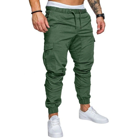 Sophisticated men's woven trousers in various colours and sizes, featuring a tailored design for a flattering fit