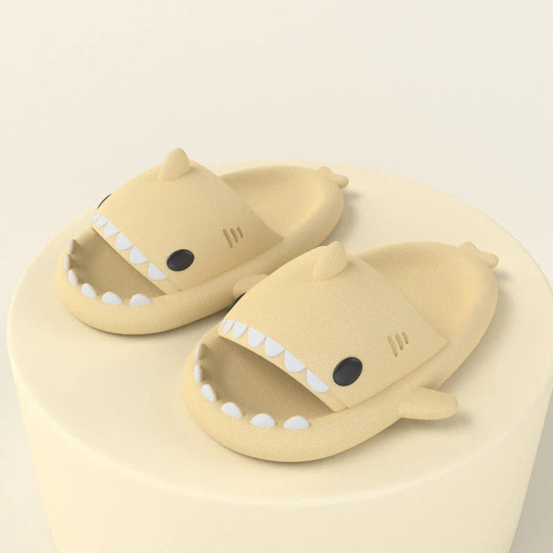 Cozy shark-themed slippers made of plush EVA material for indoor and outdoor wear with customized support
