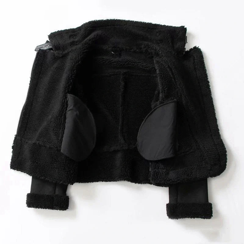 Winter lapel jacket in suede and lamb wool for women, available in black and khaki.