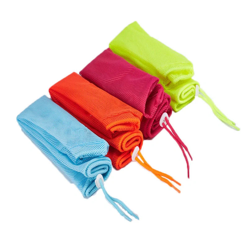 Anti-Bite Shower Bag for Cats in multiple colours, making bath time stress-free