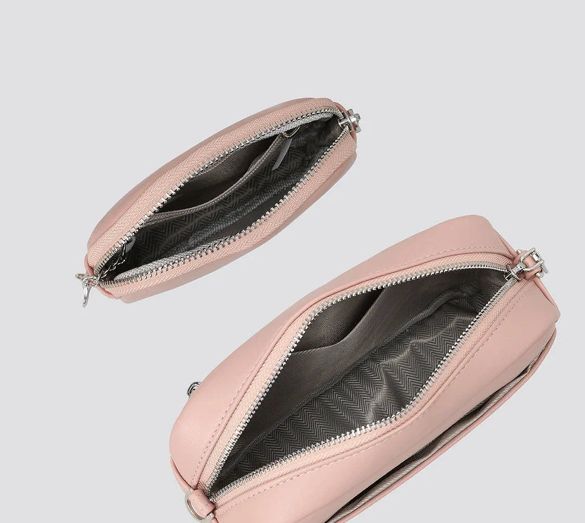Stylish women's shoulder bag in various colours with versatile design and spacious interior