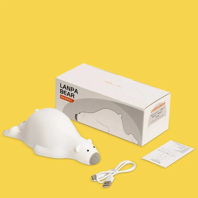Bear-shaped silicone night light with USB recharge for children's bedrooms