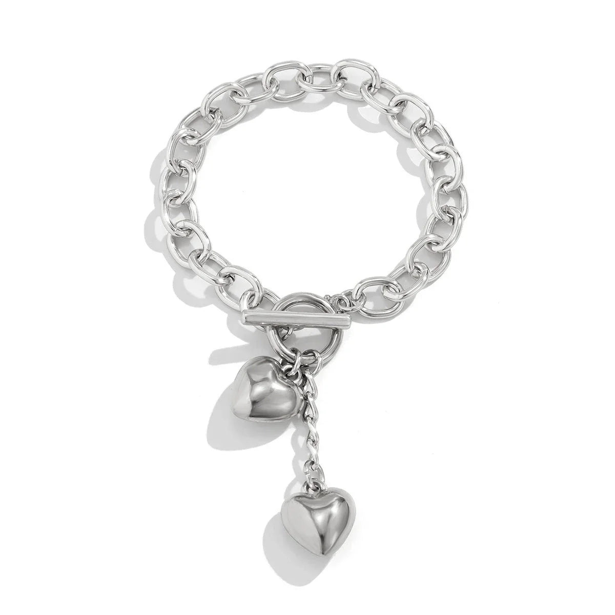 Elegant chain necklace and bracelet set with lustrous lock and key pendant for British ladies