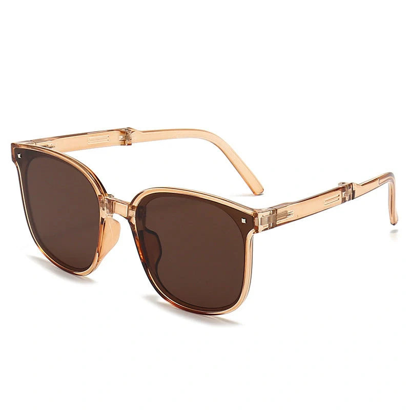 Folding sunglasses with UV400 protection in various colours