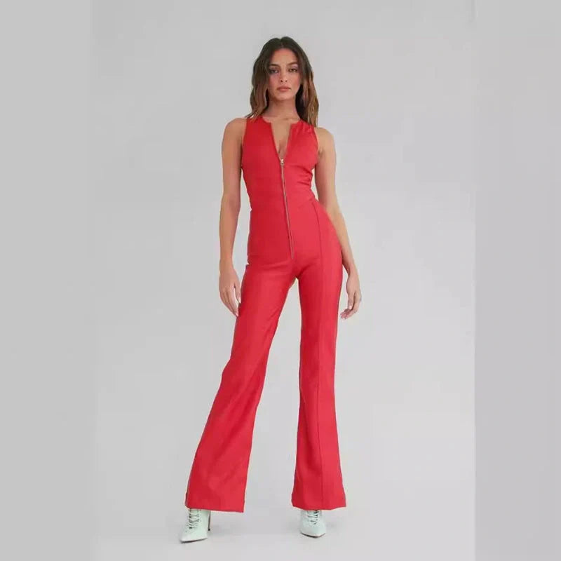 Stylish summer denim jumpsuit for women with halter neck and heart-shaped backless design