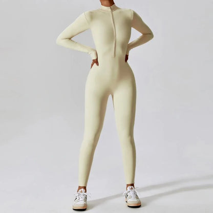Premium seamless sports jumpsuit for women in various colours and sizes