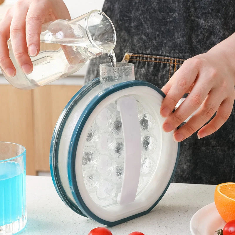 2-in-1 Portable Ice Bottle and Cold Kettle in light grey and blue