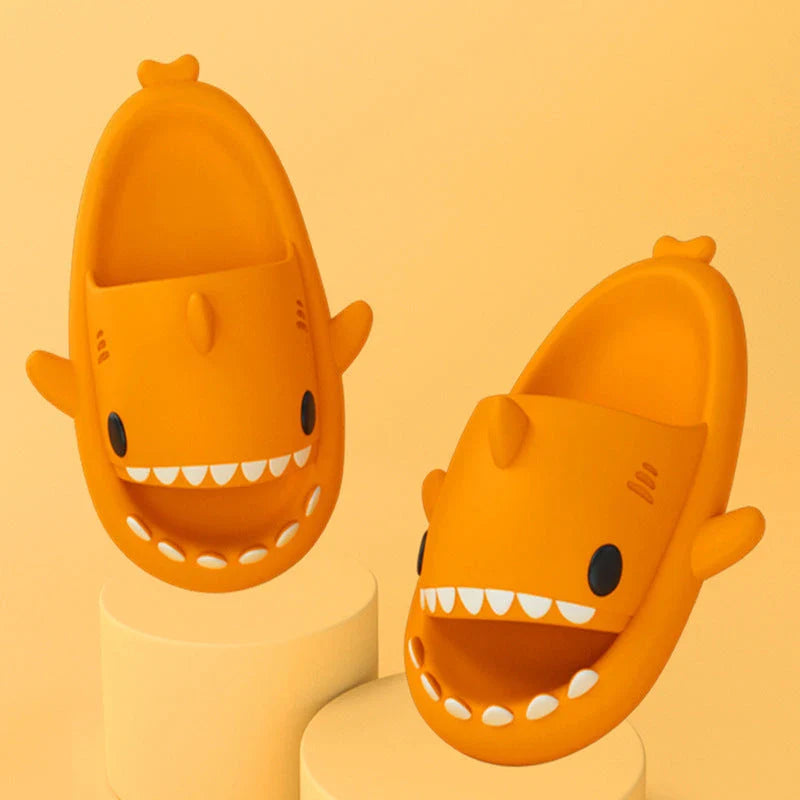 Cozy shark-themed slippers made of plush EVA material for indoor and outdoor wear with customized support