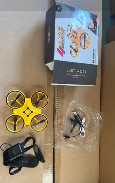 Quadrocopter UFO Induction Flying Saucer with gesture control and LED lights