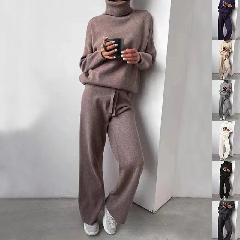 Women's casual turtleneck sweater and drawstring pants set in cotton-polyester blend