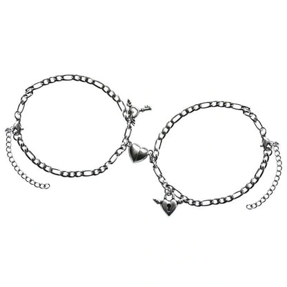 Floral heart-shaped couple bracelets with adjustable iron chains, symbolising love and friendship.