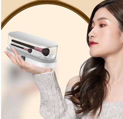 Compact ultrasonic cleaning machine for watches and small items