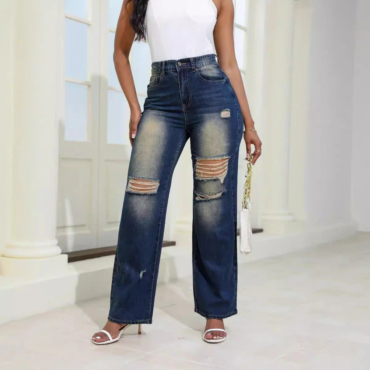 High-waist ripped jeans with pockets in light green and navy blue colours