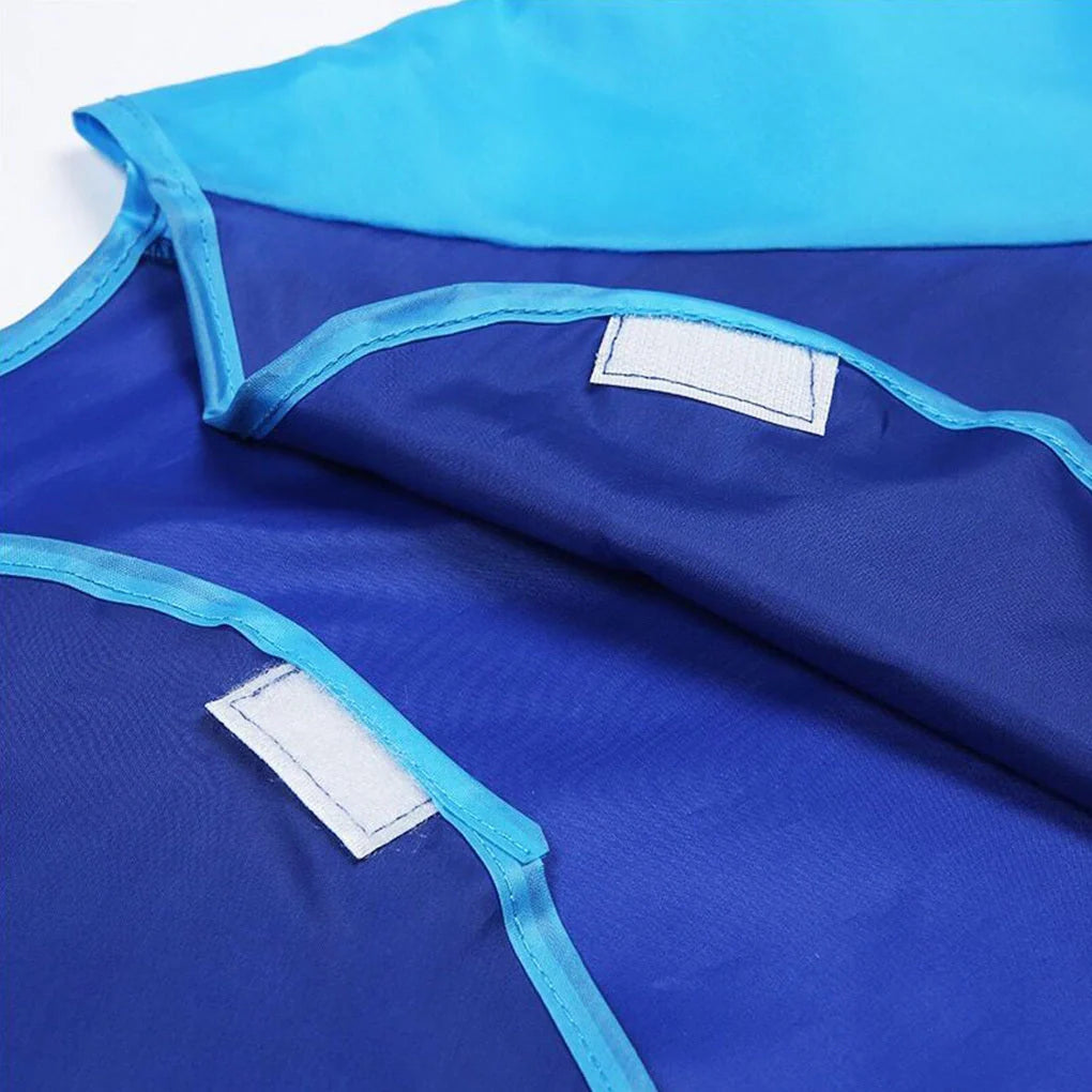 Waterproof children's painting apron with long sleeves in various colors