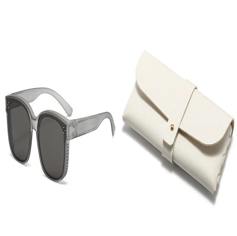 Polarised dual-use sunglasses with anti-glare mirror coating in various colours