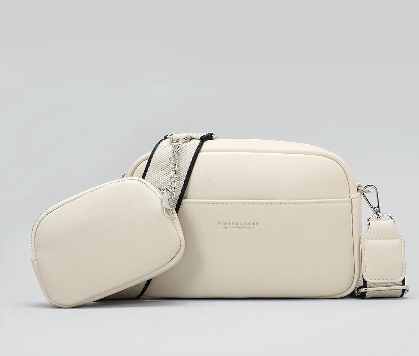 Stylish women's shoulder bag in various colours with versatile design and spacious interior