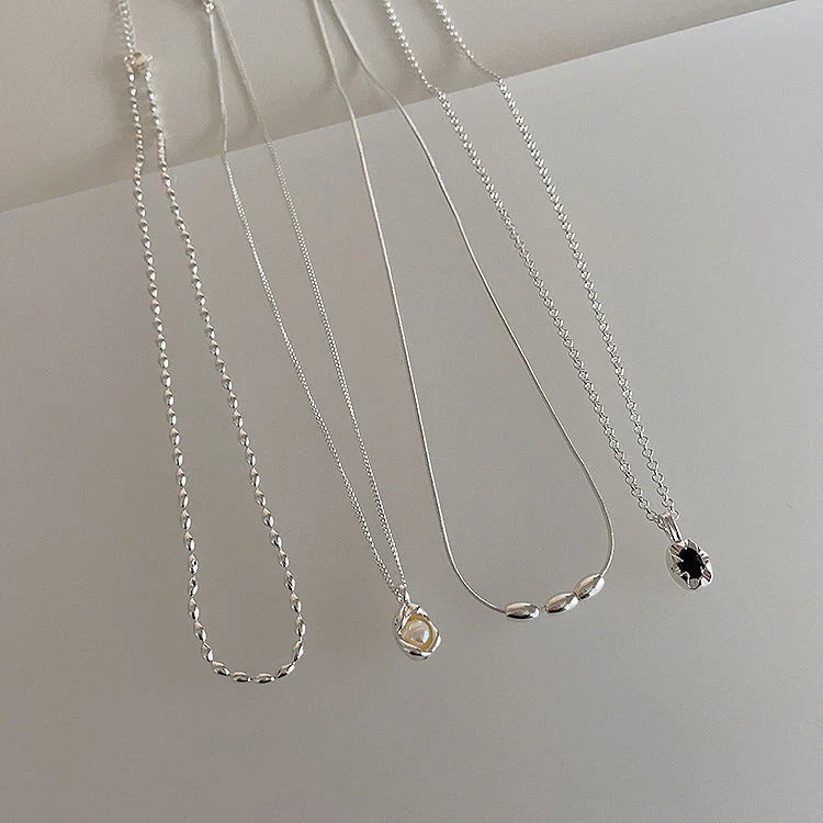 Elegant Irregular Zircon Pearl Metal Pendant Necklace for Women with Gold Plating