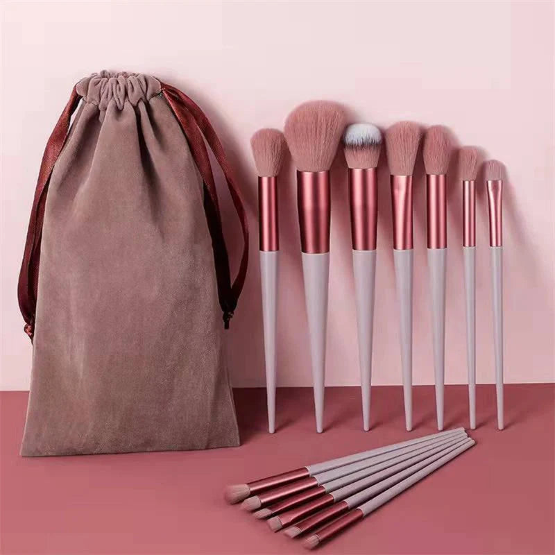 13-piece makeup brush set with soft artificial fibres and durable handles