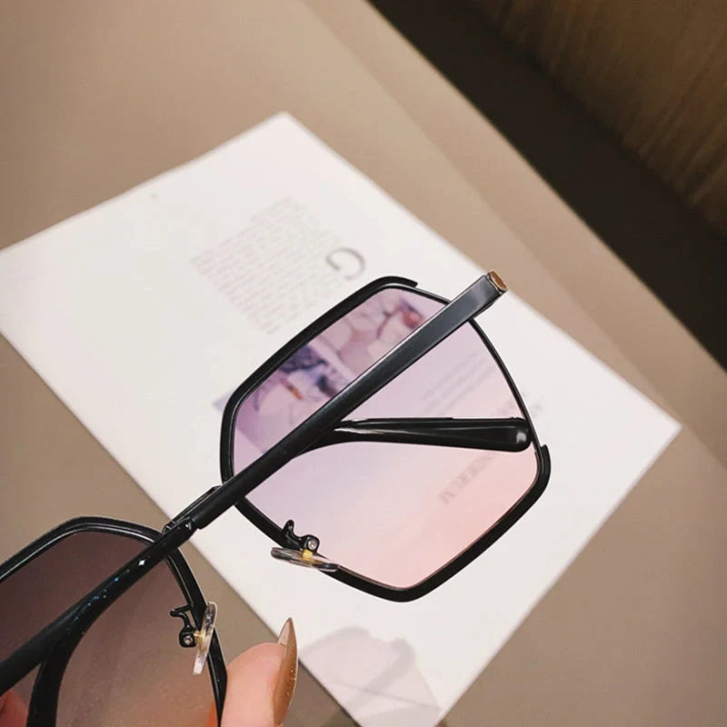 Vintage half-frame sunglasses with UV400 protection in various colours