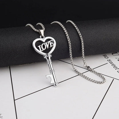 Elegant stainless steel heart key pendant choker necklace for women