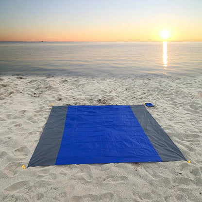 Waterproof foldable picnic mat in vibrant colours for outdoor camping