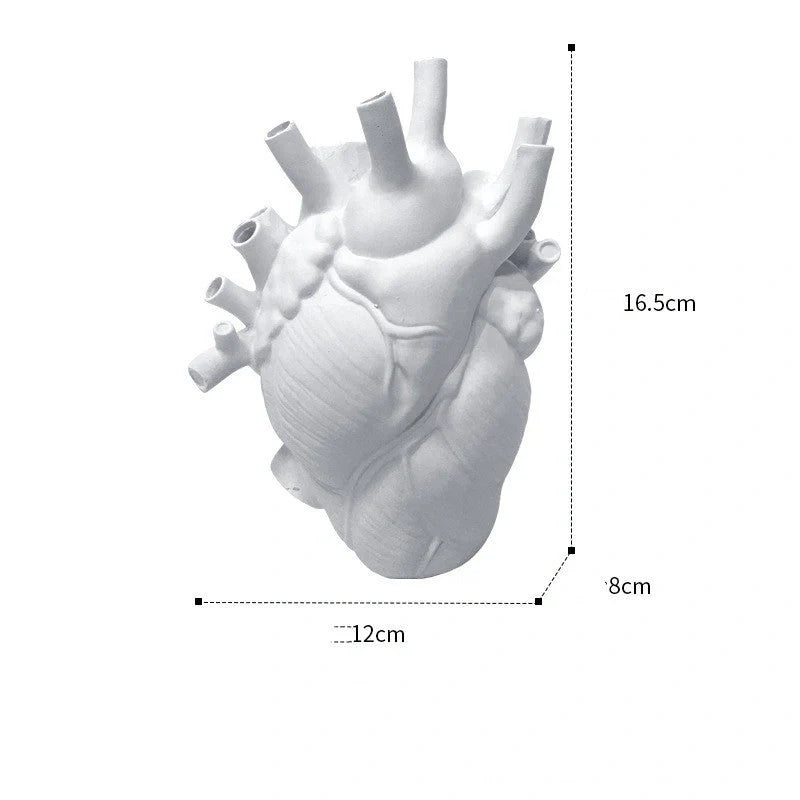 Nordic style heart-shaped dry vase for desktop decoration in various colours