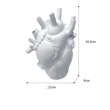 Nordic style heart-shaped dry vase for desktop decoration in various colours