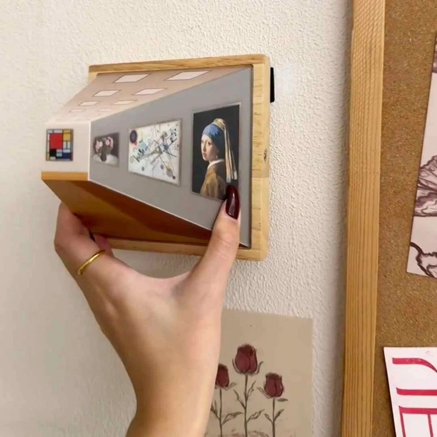 3D illusion night light with rechargeable LED and acrylic design, showing dynamic art effect