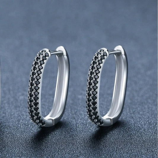 Elegant French-style black zircon earrings with U-shaped copper setting
