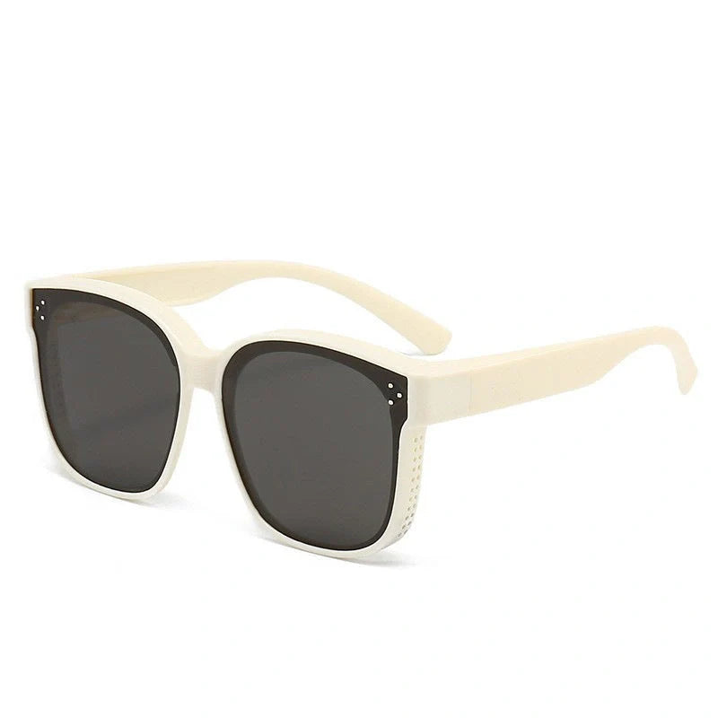Polarised dual-use sunglasses with anti-glare mirror coating in various colours