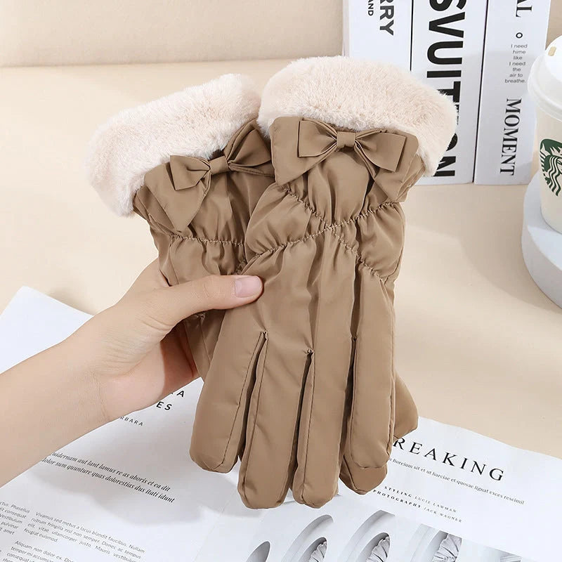 Cosy winter gloves with touch screen capability and fleece lining, available in various stylish colour options