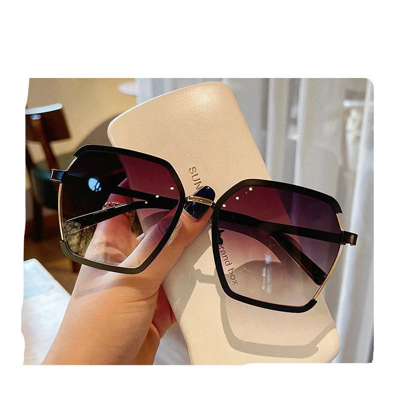 Vintage half-frame sunglasses with UV400 protection in various colours