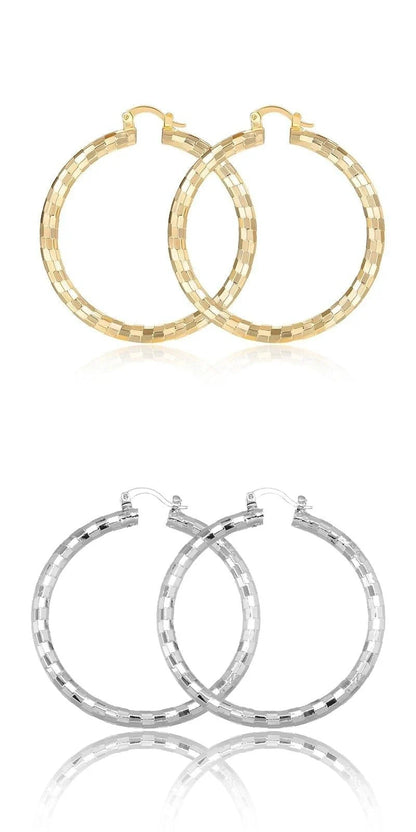 Elegant gold-plated minimalist circular earrings with a sophisticated British design