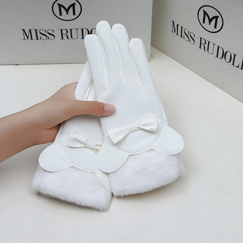 Cosy winter gloves with touch screen capability and fleece lining, available in various stylish colour options