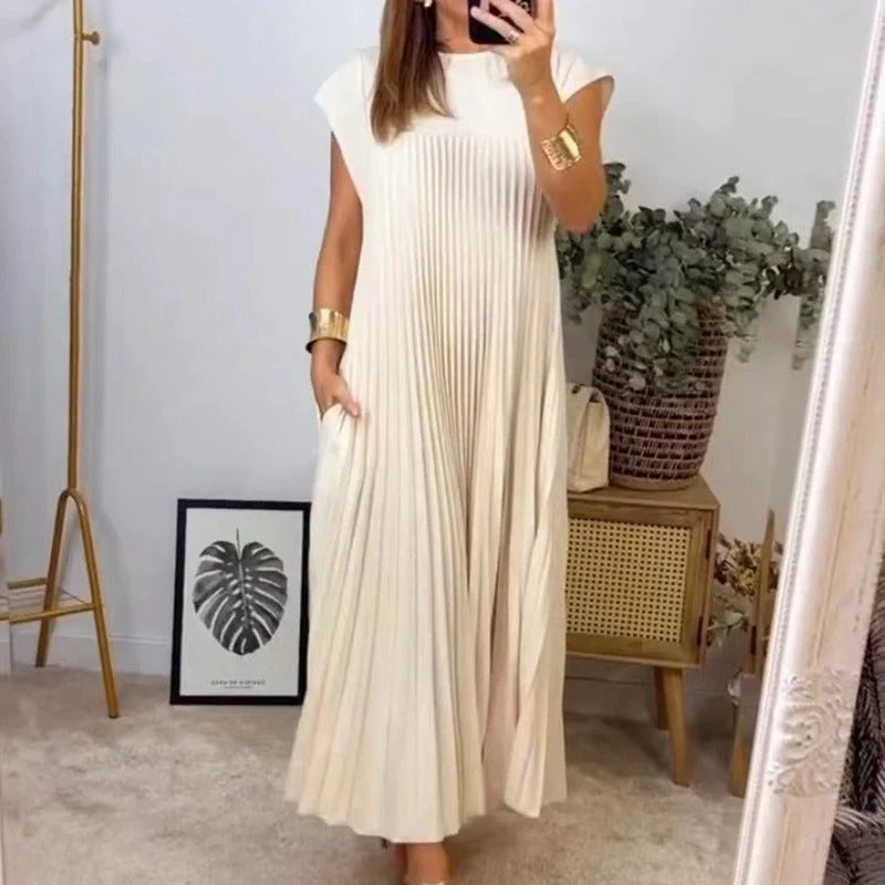 Elegant summer pleated long dress for women in various colours