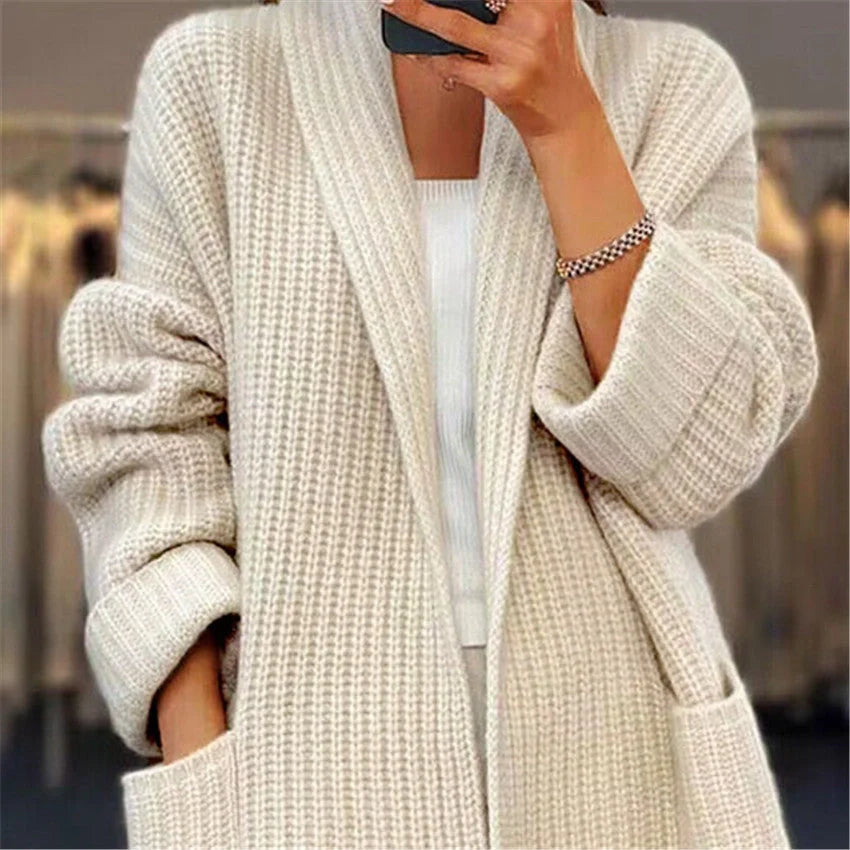 Stylish women's lapel knitted cardigan with pockets in various colours