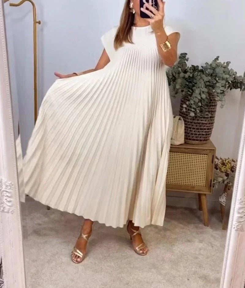 Elegant summer pleated long dress for women in various colours