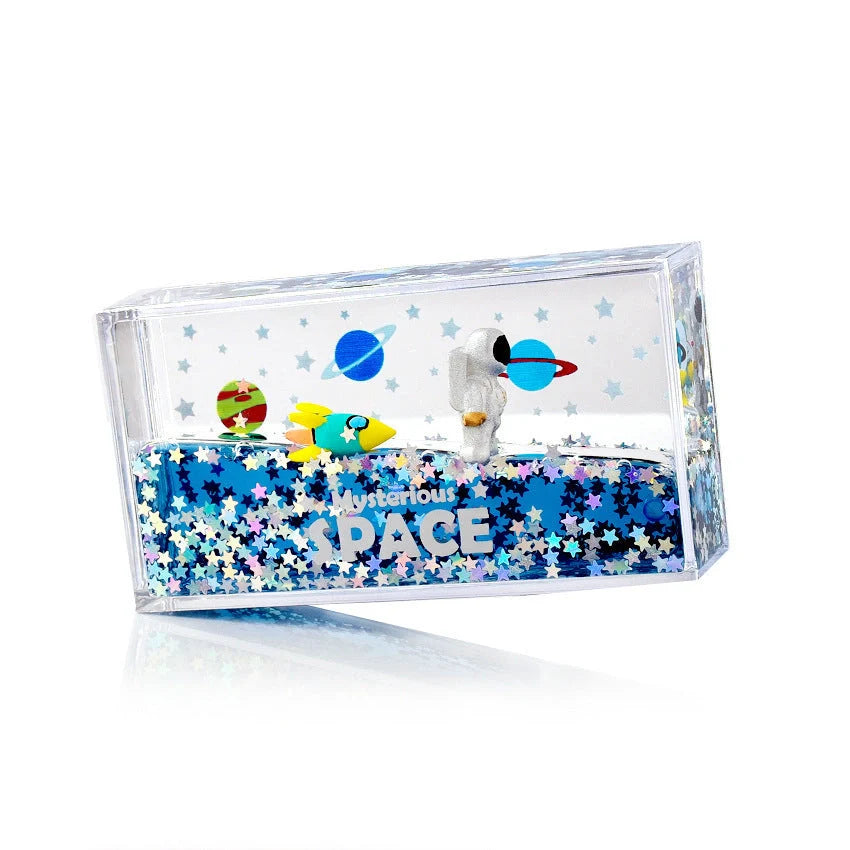 Acrylic liquid quicksand floating astronaut ornament in various colours