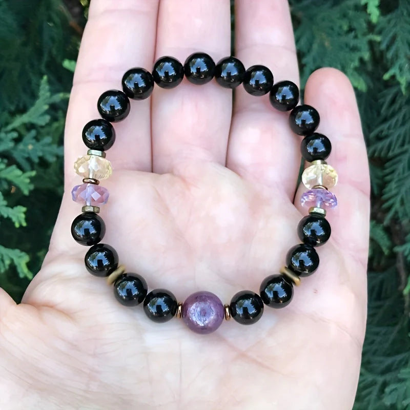 Elegant obsidian beaded bracelet for women, versatile and stylish accessory
