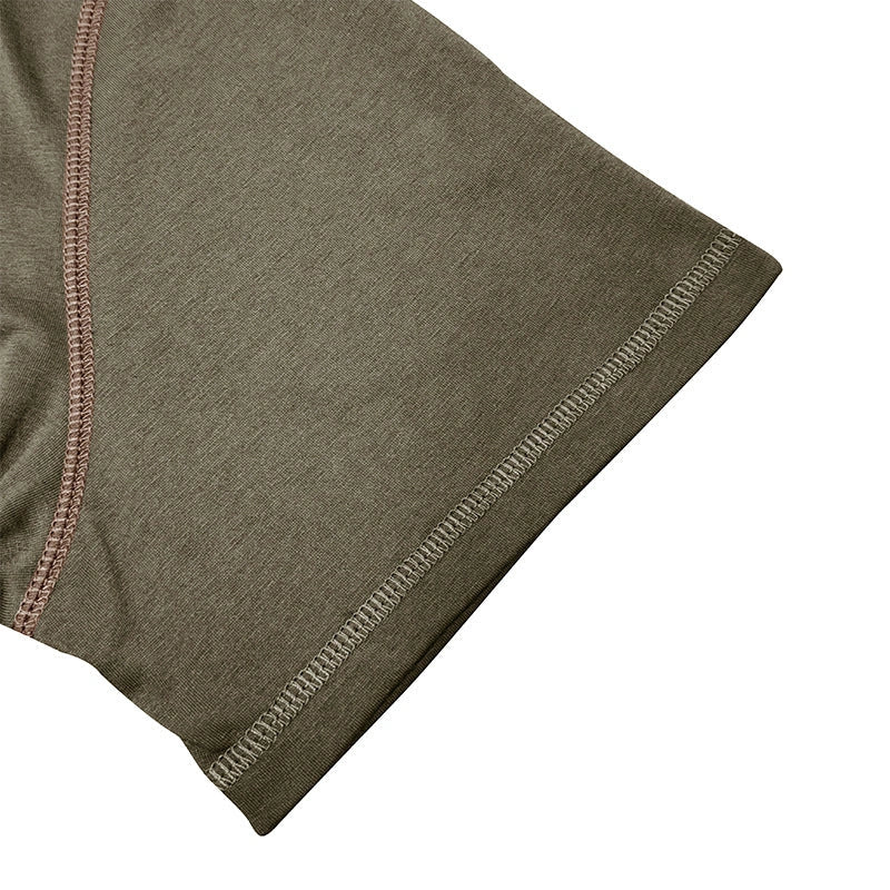 Men's short-sleeved polo shirt in various colours with V-neck design