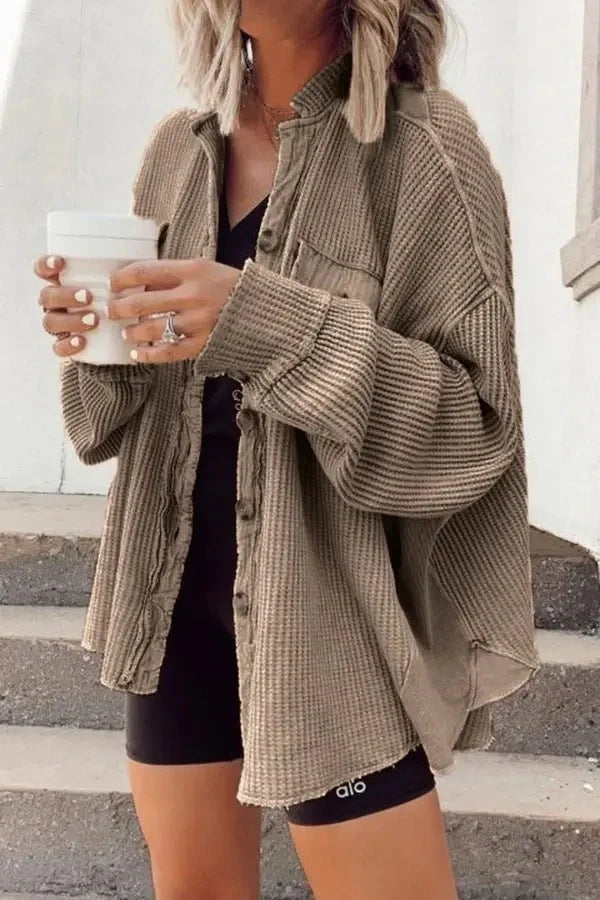 Women's button shirt jacket with lapel and long sleeves in various colours