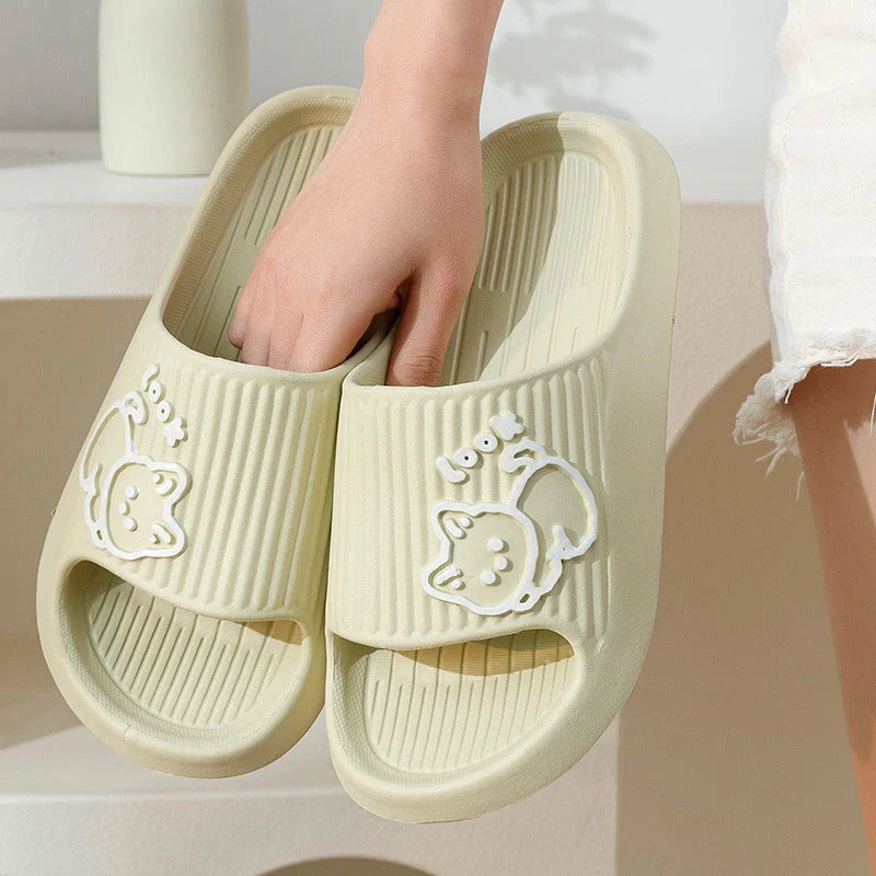 Women's non-slip cat slippers in assorted colours for summer wear
