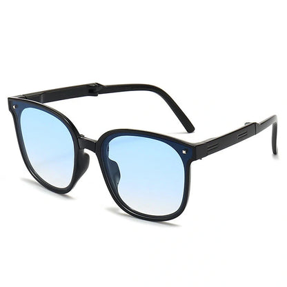 Folding sunglasses with UV400 protection in various colours