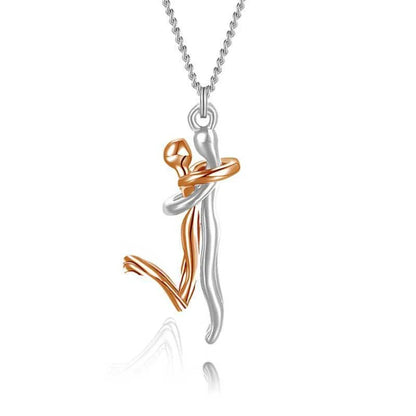 Elegant 18K plated copper pendant necklace featuring a unique 'hug' design, perfect for couples and special occasions.