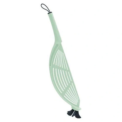 Multifunctional household colander in pink, beige, light blue, or navy blue with water baffle drainage design